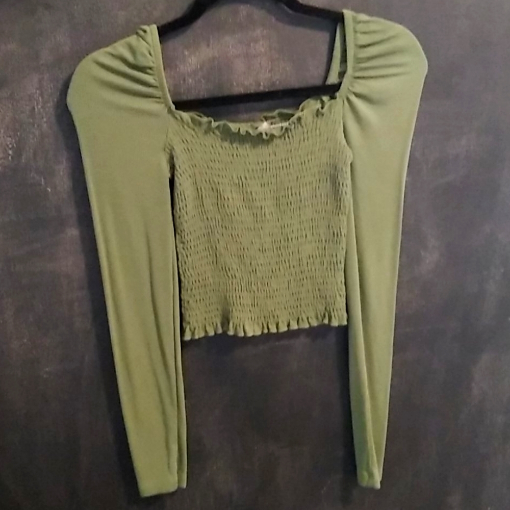 👽Asos green Puffed sleeve top💚